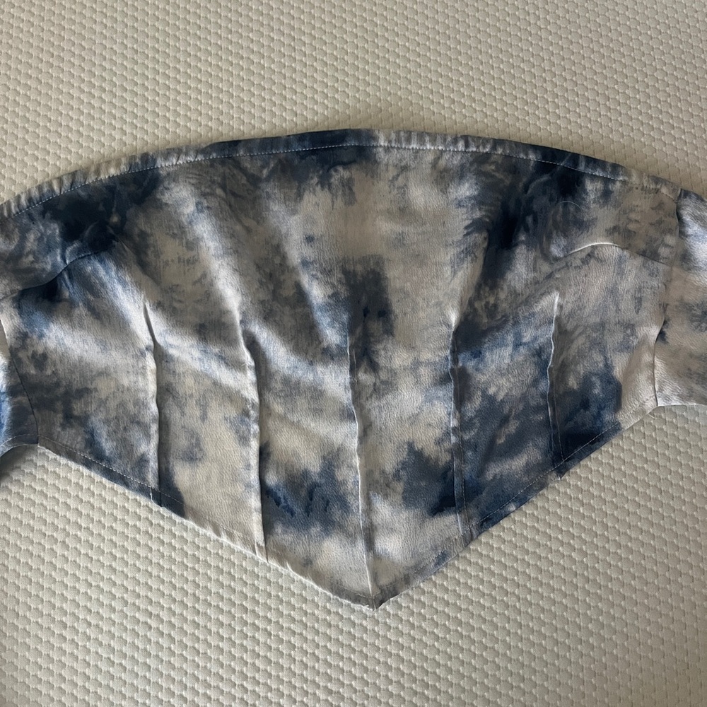 Isabelle’s Caninet Tie-Dye Tie Tube Top